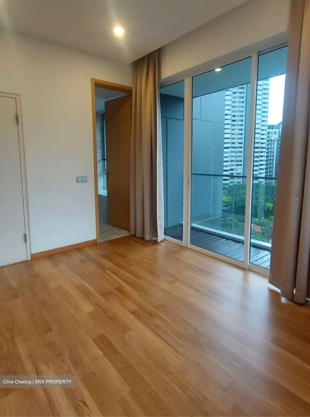 The Peak @ Cairnhill I (D9), Apartment #628726081